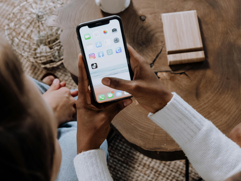Force stopping Android app that is not opening